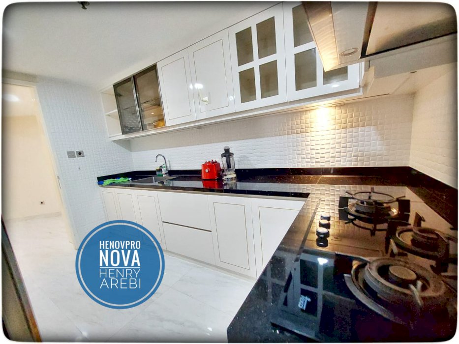 Taman Anggrek Unit WOW CANTIK 3+1 BR Full Furnish City View