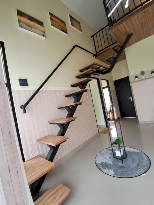 Rumah Siap Huni Mezzanine Cikarang