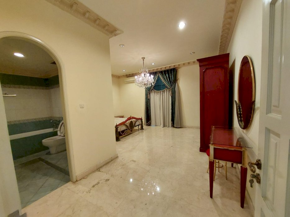 Rumah di Kemang Timur, Modern Classic Davinci Rumah Mewah Siap Huni