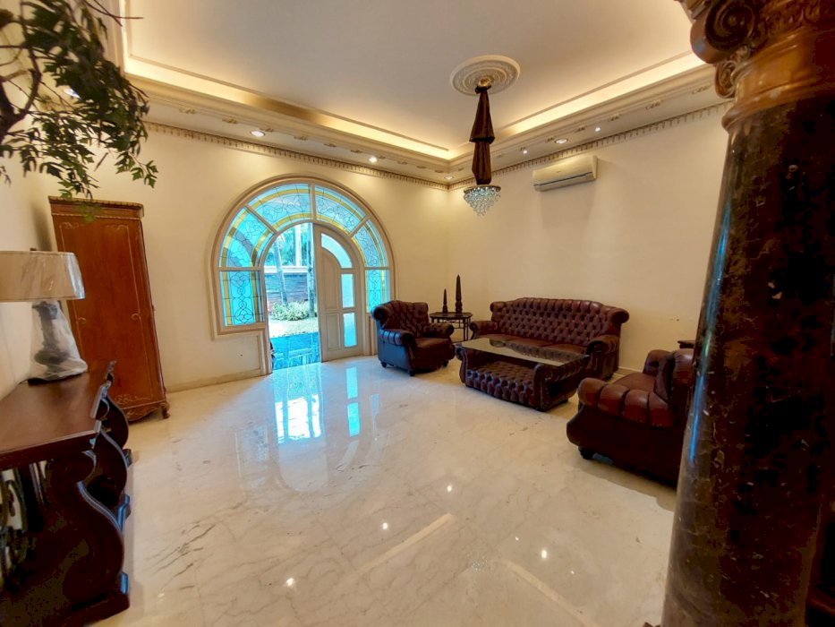 Rumah di Kemang Timur, Modern Classic Davinci Rumah Mewah Siap Huni
