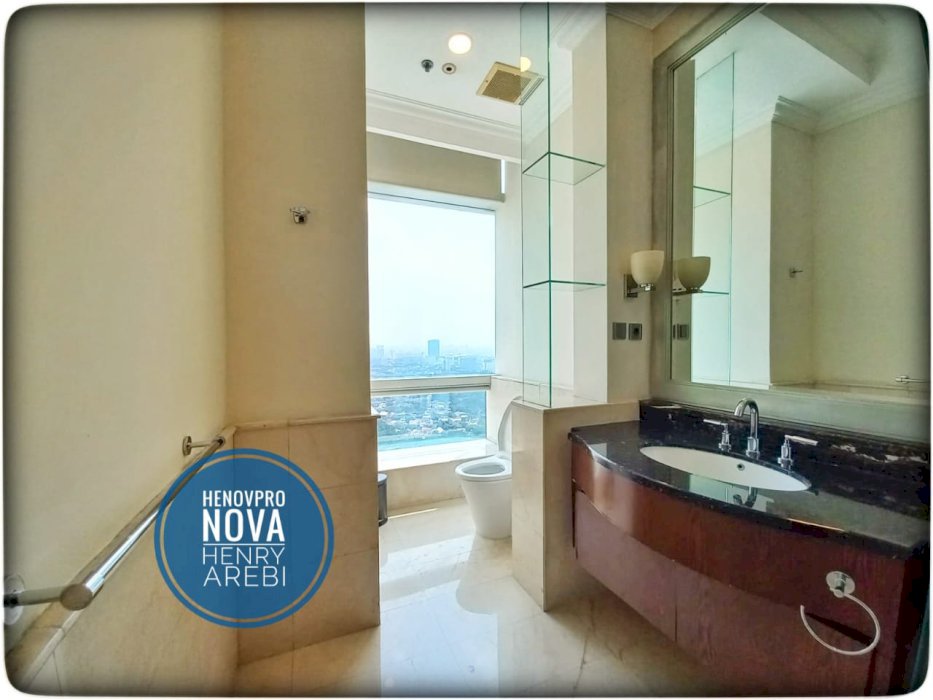 Pacific Place Residence Unit Terbaik 4BR+Study City View Furnish