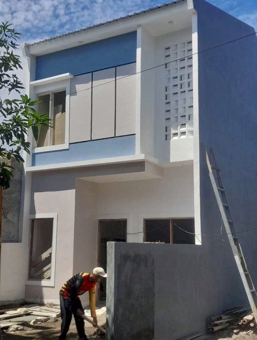 RUMAH CANTIK 2 LANTAI DEKAT CITRA LAND HERTASNING