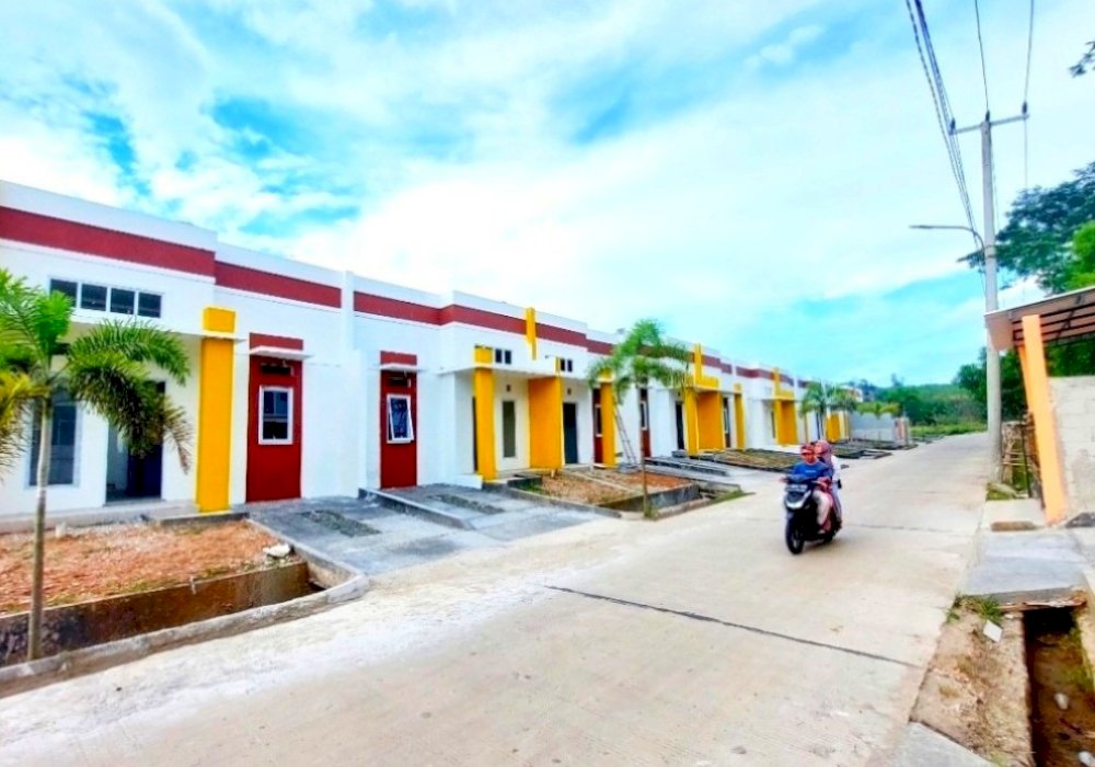 All in 1 Juta Akad kredit, Rumah ready dekat Stasiun dan Exit tol