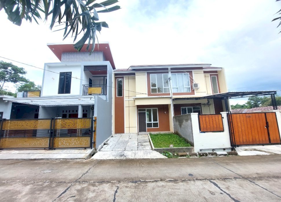Rumah ready, All in 1 juta bisa Akad kredit, Dekat Stasiun n Exit tol