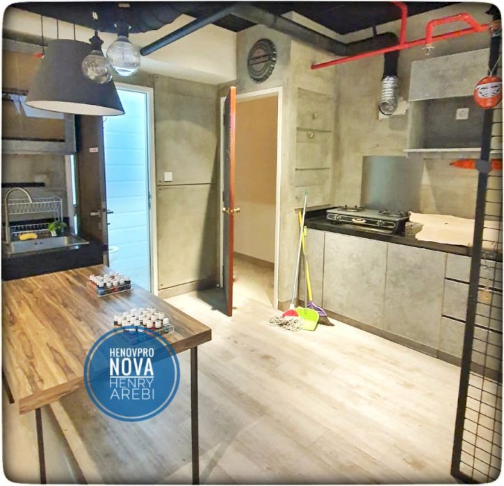 Taman Anggrek Condo 2+1BR SPECIAL UNIT Sdh Renov Hadap Timur