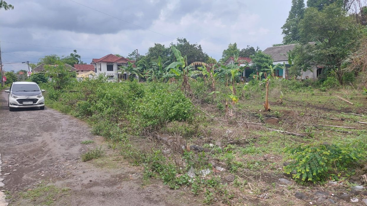 Tanah dekat Bandara Adisoetjipto Yogyakarta