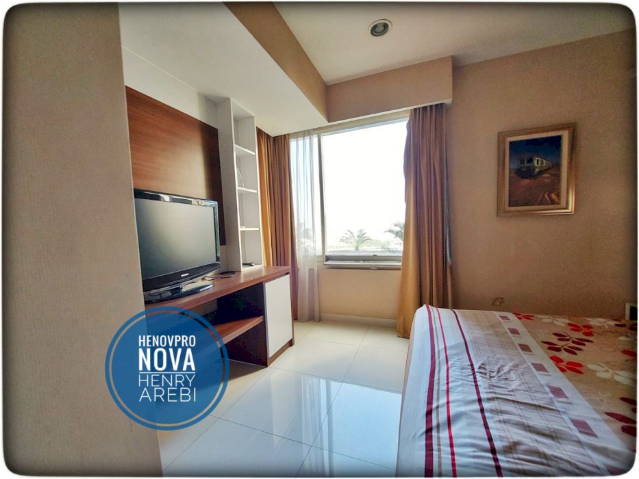 Taman Anggrek Condo 2+1BR Lantai Rendah Sdh Renov Hadap Timur
