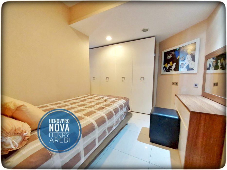Taman Anggrek Condo 2+1BR Lantai Rendah Sdh Renov Hadap Timur