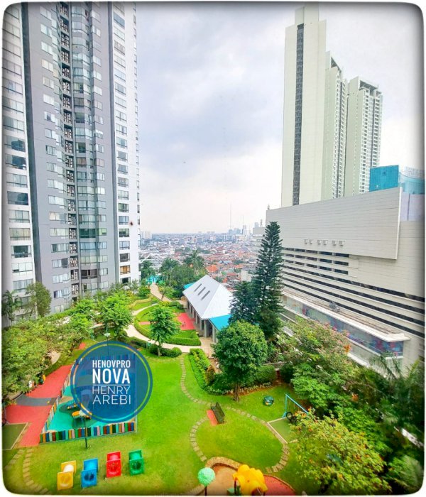 Taman Anggrek Condo 4+1 BR SPECIAL UNIT Sdh Renov Hadap Pool+City