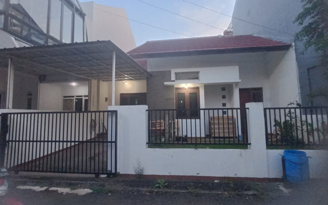 Di sewakan satu unit rumah di komplek puri dago asry antapani 1 lantai