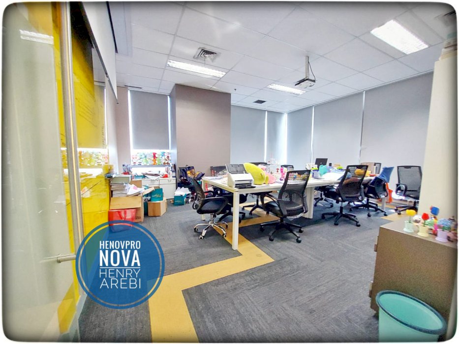 Soho Capital Office Space For Rent Furnish High Floor City View