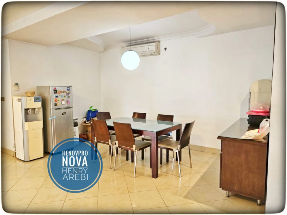 Taman Anggrek Condo 3+1BR SPECIAL UNIT Sdh Renov Hadap Garden+Pool