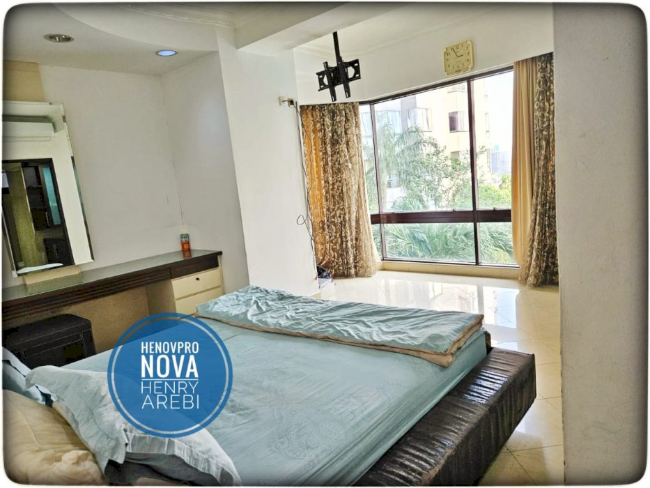 Taman Anggrek Condo 3+1BR SPECIAL UNIT Sdh Renov Hadap Garden+Pool