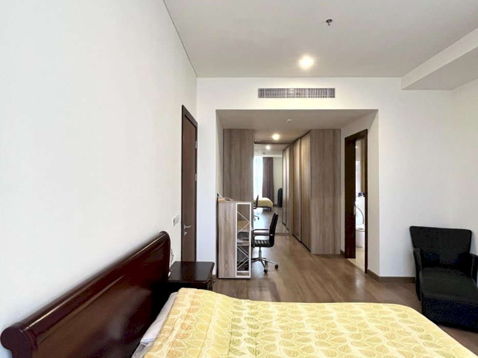 TURUN HARGA PAKUBUWONO SPRING 2+1BR Full Furnish BEST VIEW JARANG ADA