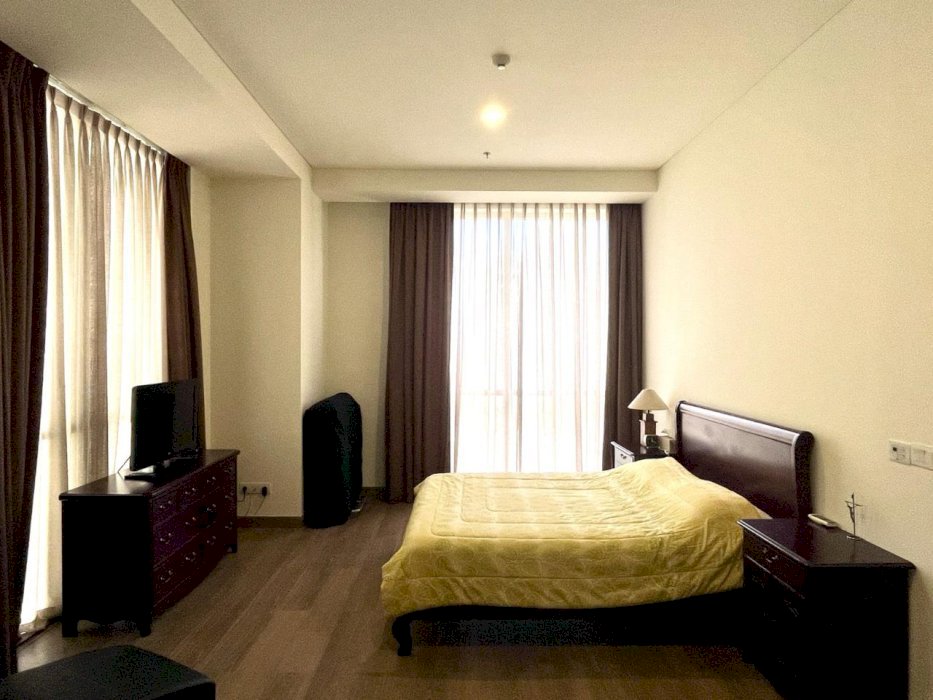 TURUN HARGA PAKUBUWONO SPRING 2+1BR Full Furnish BEST VIEW JARANG ADA