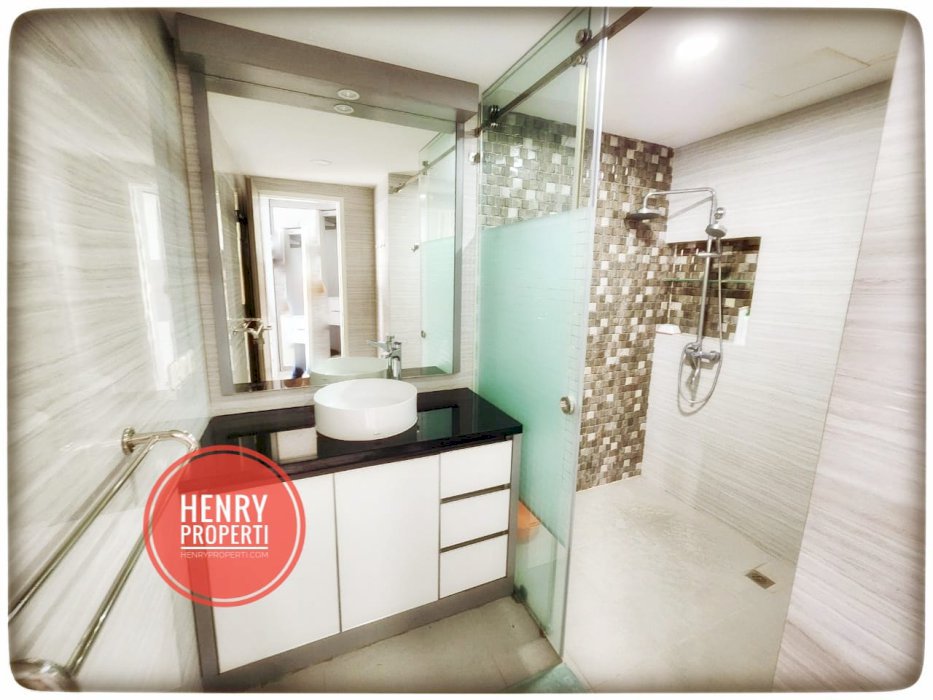 Taman Anggrek Condo 3+1BR SPECIAL UNIT Full Renov+Furnish