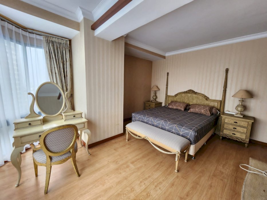 Taman Anggrek Unit 3+1 BR Full Furnish+Renov DEKAT Mall TA+CP
