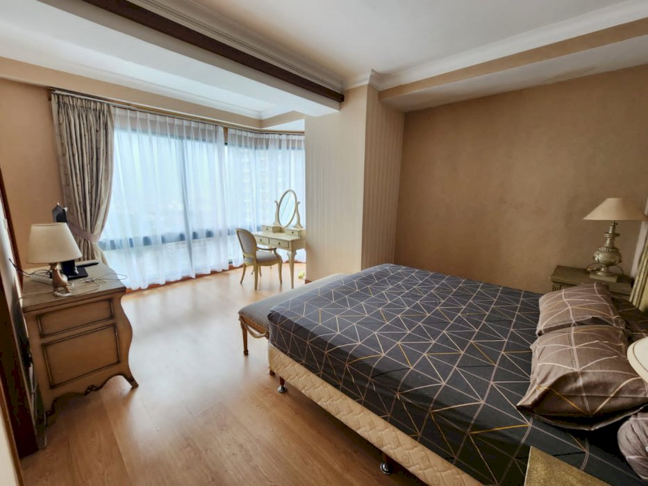 Taman Anggrek Unit 3+1 BR Full Furnish+Renov DEKAT Mall TA+CP