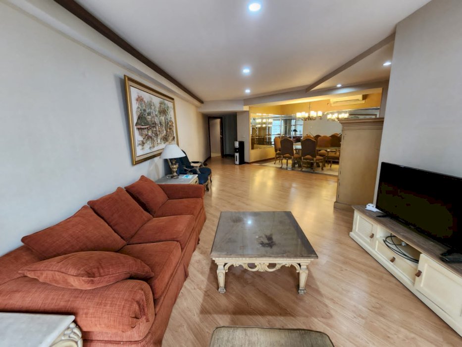 Taman Anggrek Unit 3+1 BR Full Furnish+Renov DEKAT Mall TA+CP