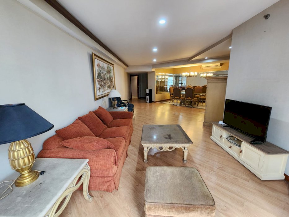 Taman Anggrek Unit 3+1 BR Full Furnish+Renov DEKAT Mall TA+CP