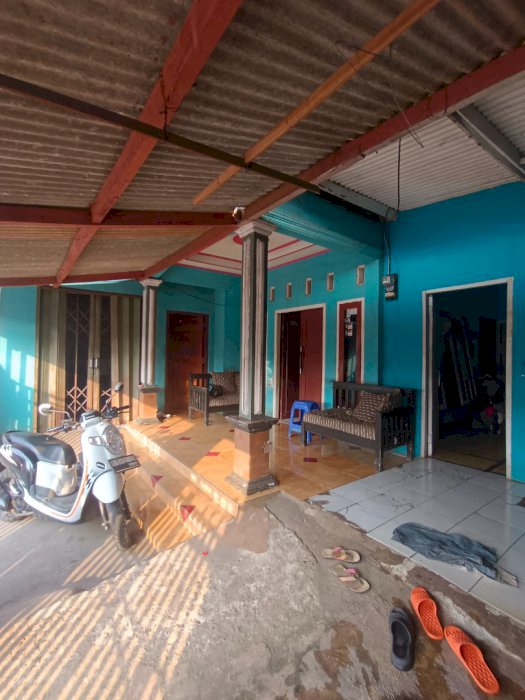 Dijual cepat rumah.