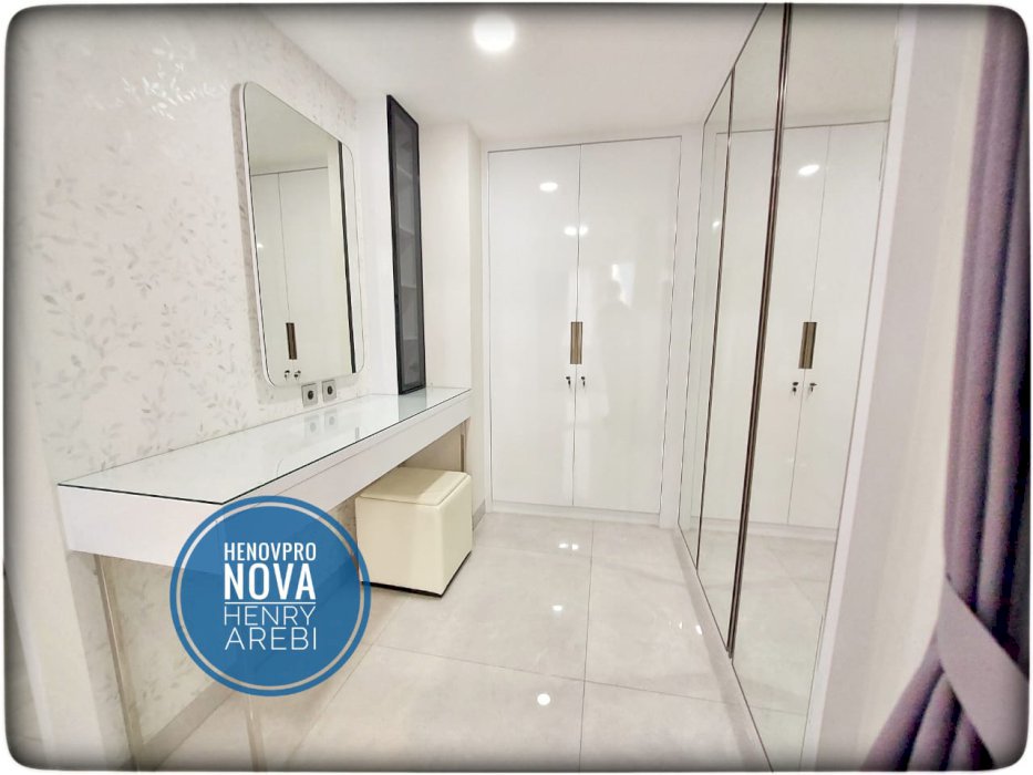 Taman Anggrek Unit BRAND NEW 3+1BR Full Furnish+Renov CityView