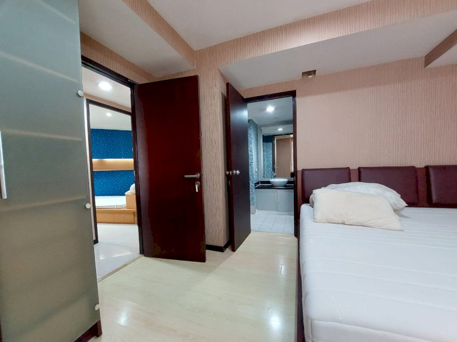 Taman Anggrek Unit Cantik 3+1 BR Full Furnish+Renov CityView