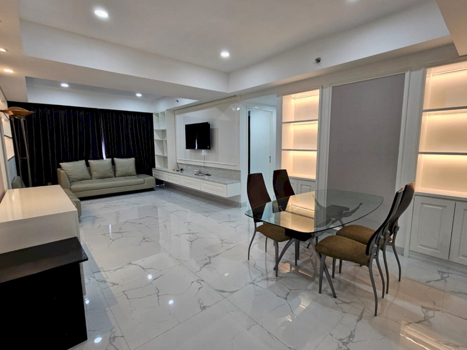 Taman Anggrek Unit SUDUT BRAND NEW 2+1 BR Full Furnish+Renov CityView