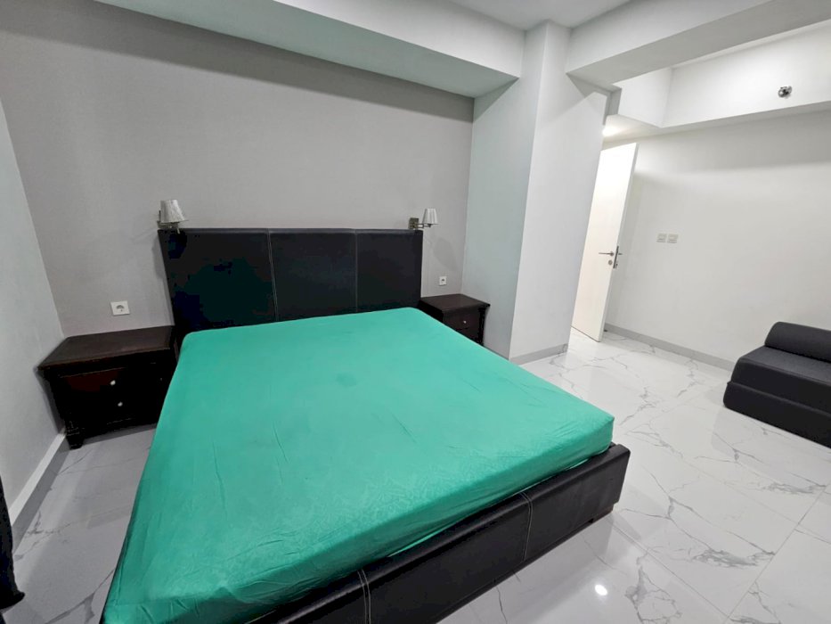 Taman Anggrek Unit SUDUT BRAND NEW 2+1 BR Full Furnish+Renov CityView