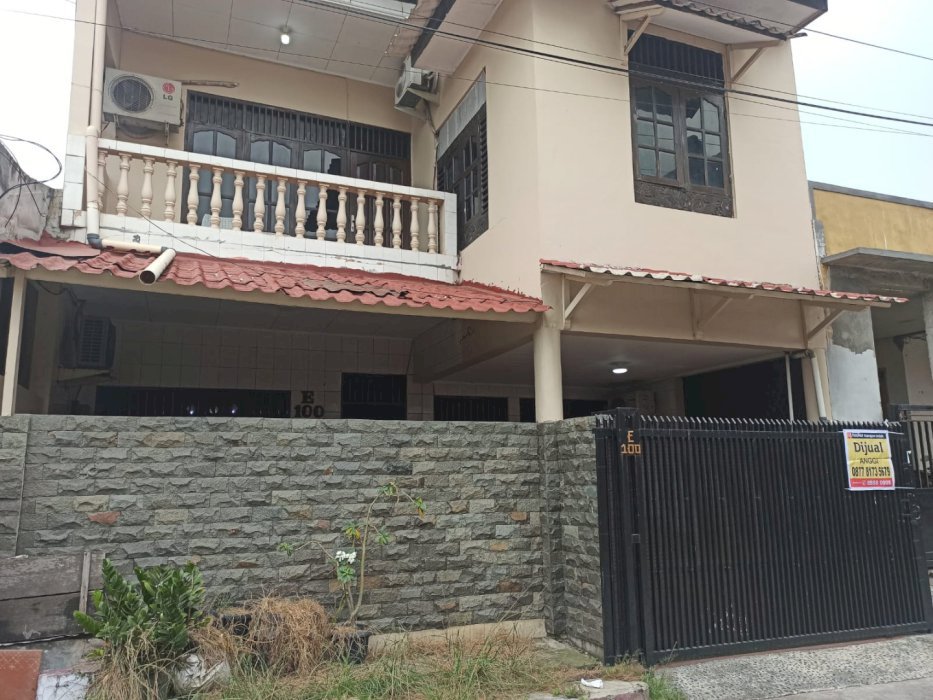 DIJUAL RUMAH 2 LANTAI STRATEGIS DI BEKASI