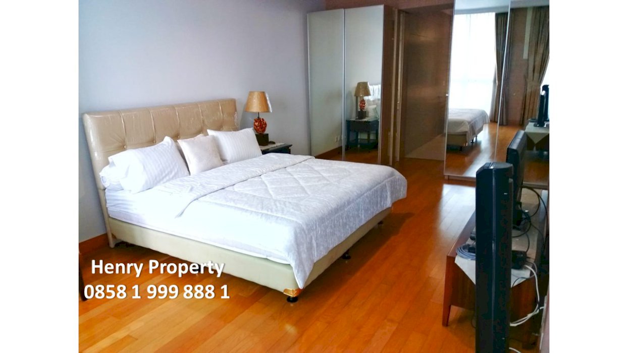 Residence 8 Unit Cantik 1BR Furnish Pool View TURUN HARGA