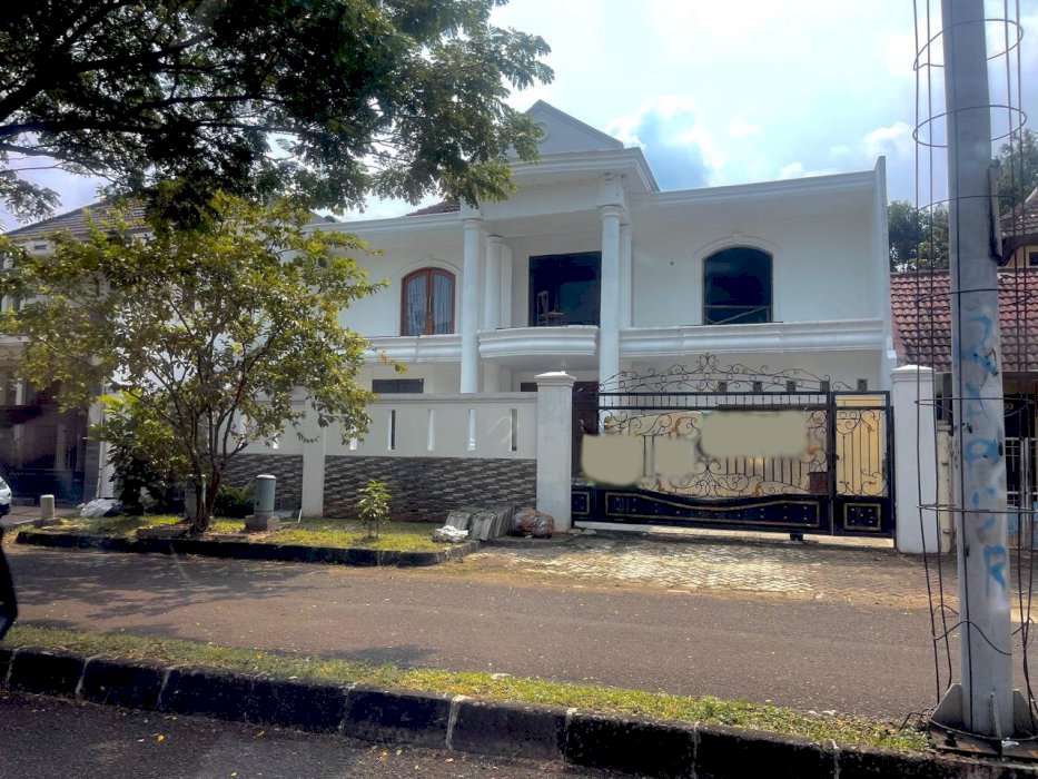 Dijual RumahFull Furnish BSD