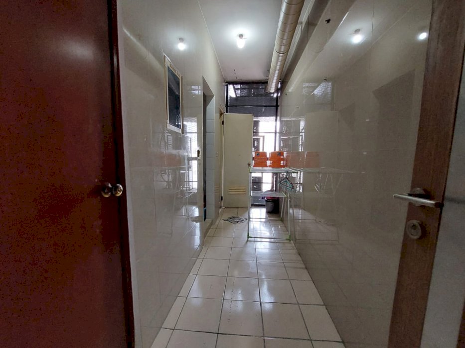 Taman Anggrek Unit BRAND NEW 3+1 BR Full Furnish+City View