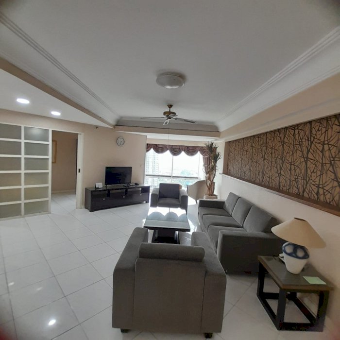 Taman Anggrek Unit 3+1 BR Full Furnish+ Best City View