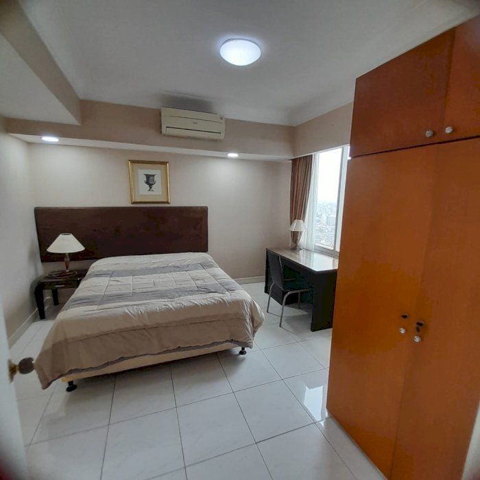 Taman Anggrek Unit 3+1 BR Full Furnish+ Best City View