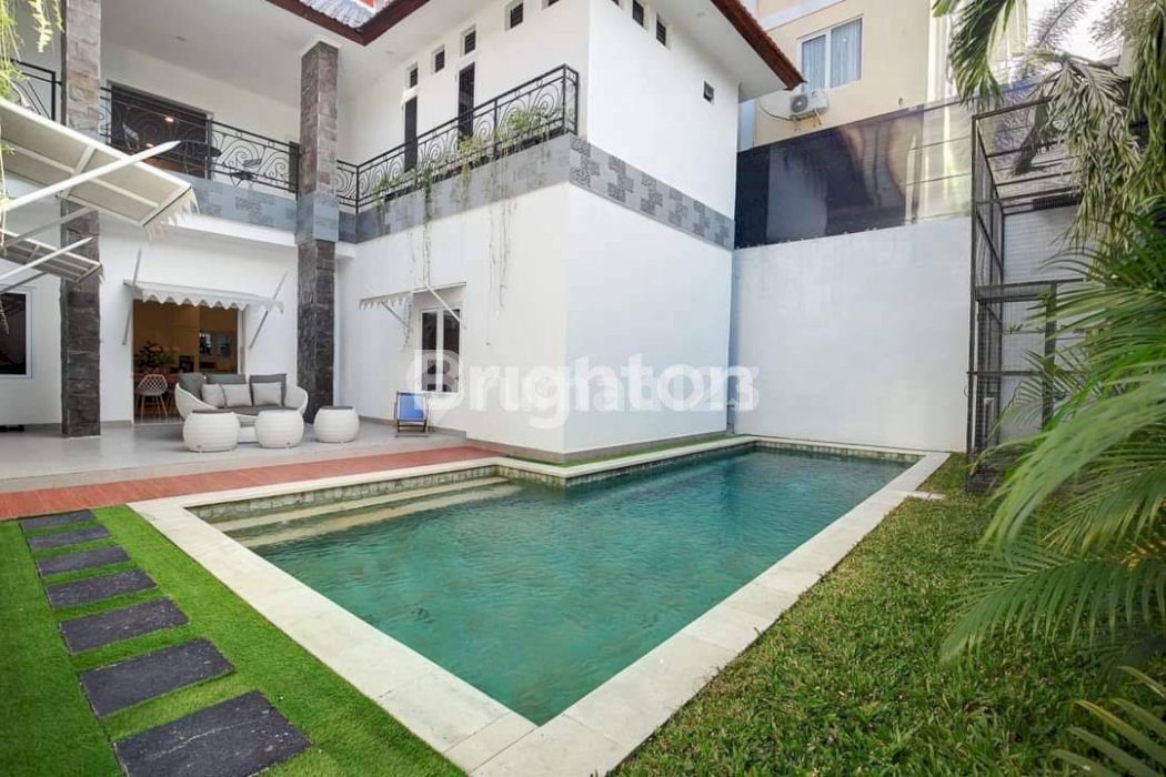 RUMAH MEWAH DAN CANTIK DI BALI