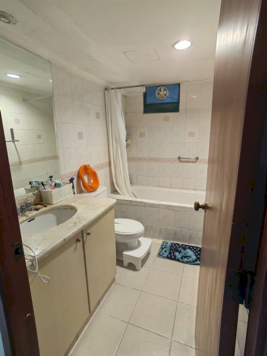 TURUN HARGA Taman Anggrek Condo Unit Sudut 2+1 BR Furnish