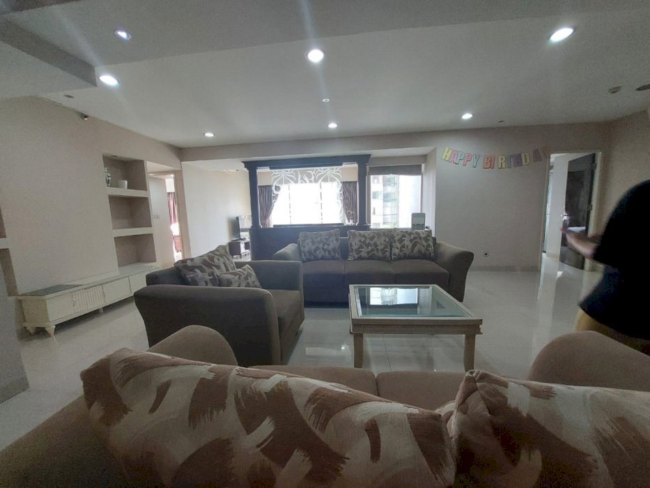 Taman Anggrek Unit 4+1 BR Full Furnish Garden View