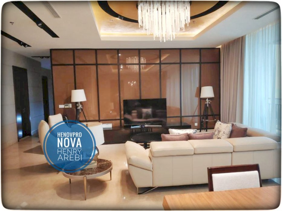 Pakubuwono Signature 4 BR + 1 Study Luxury Unit Mid Floor Best View