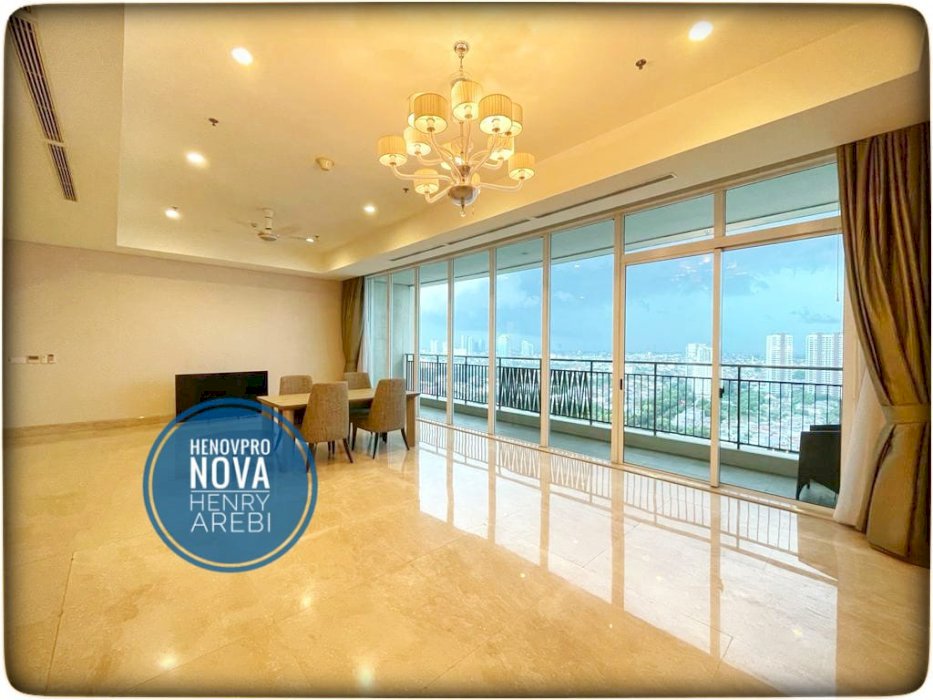 Pakubuwono Signature 4 BR + 1 Study Luxury Unit lantai tinggi