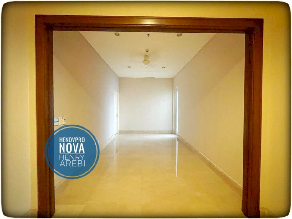 Pakubuwono Signature 4 BR + 1 Study Luxury Unit lantai tinggi