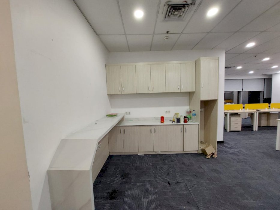 Soho Capital Office Space For Rent High Floor with Best City View