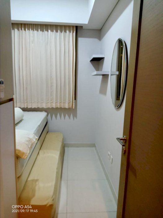 Taman Anggrek Residence TURUN HARGA 2BR DIJUAL CEPAT POOL VIEW