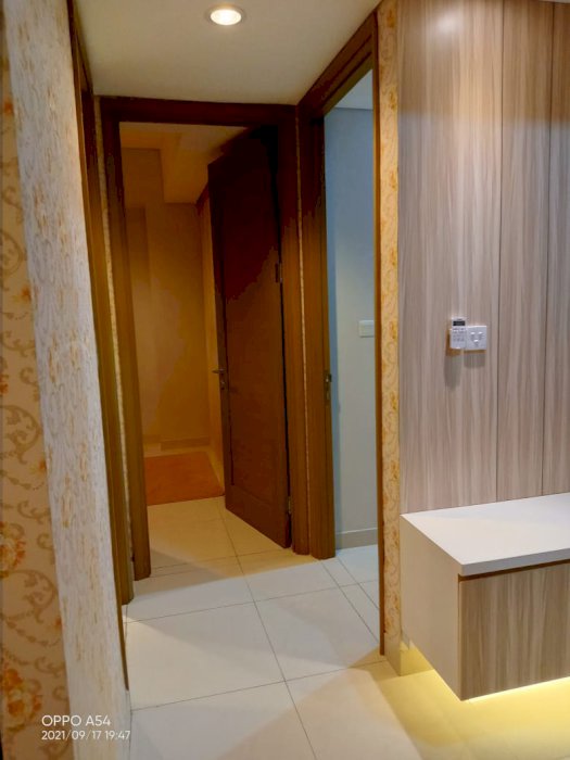 Taman Anggrek Residence TURUN HARGA 2BR DIJUAL CEPAT POOL VIEW