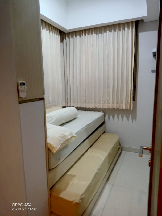 Taman Anggrek Residence TURUN HARGA 2BR DIJUAL CEPAT POOL VIEW