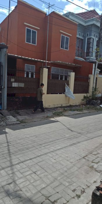DI JUAL RUMAH DI DALAM KOMPLEK BUMI PALEM MAKASAR