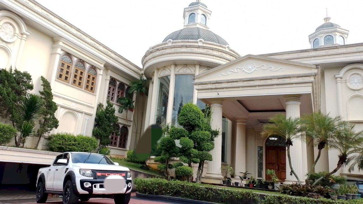 DIJUAL CEPAT RUMAH SUPER MEWAH