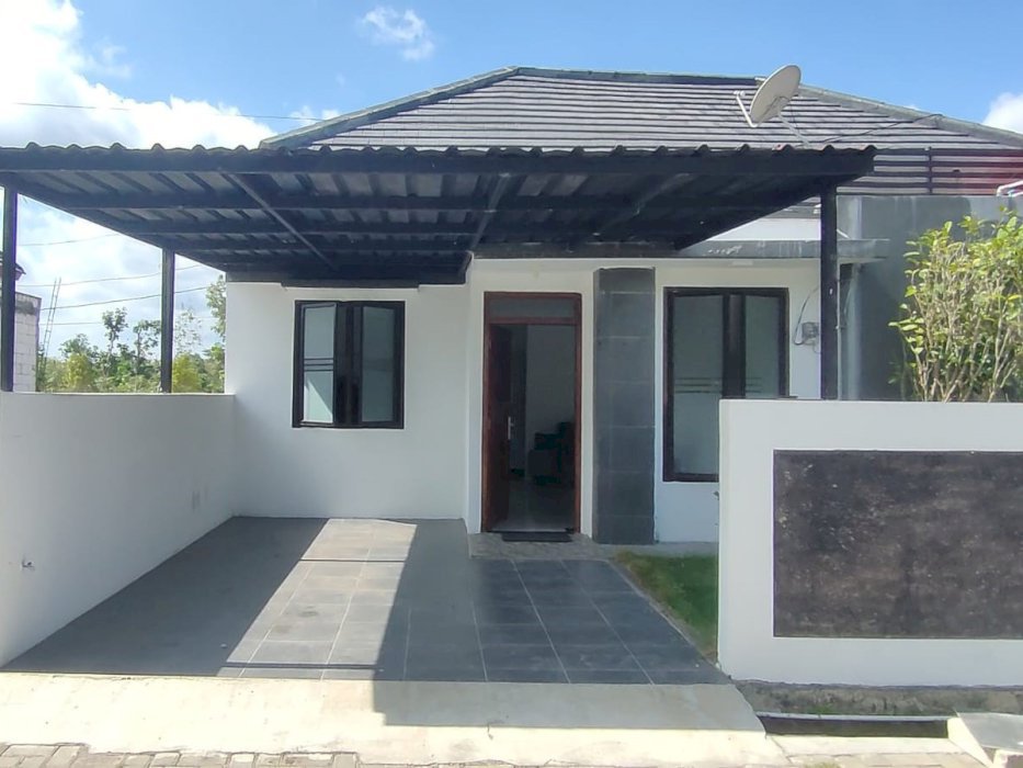 Rumah Modern Yogyakarta dekat Hotel Santika