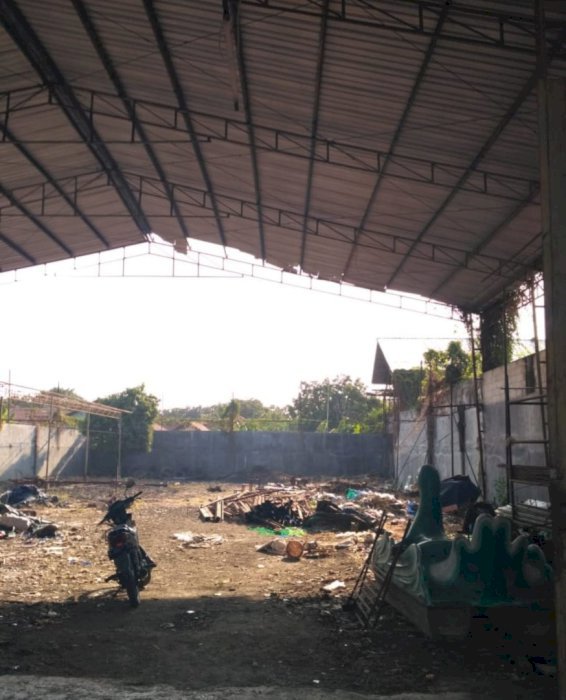 DI JUAL GUDANG DAN KANTOR ADA MESS DAN KAMAR DI TEGAL