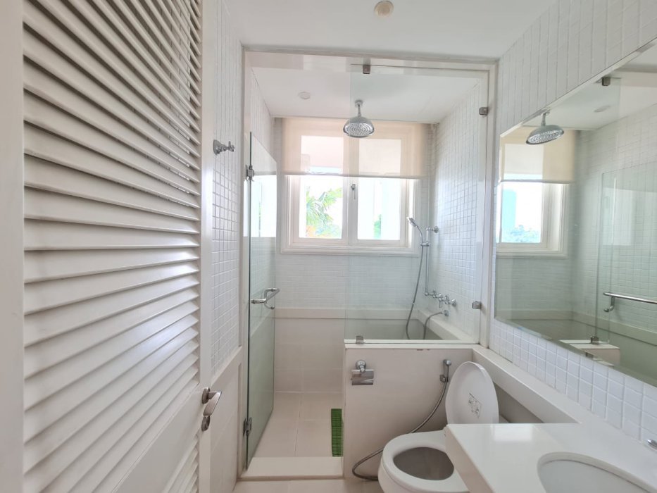 Dharmawangsa Residence TURUN HARGA  LOKASI STRATEGIS Pool View